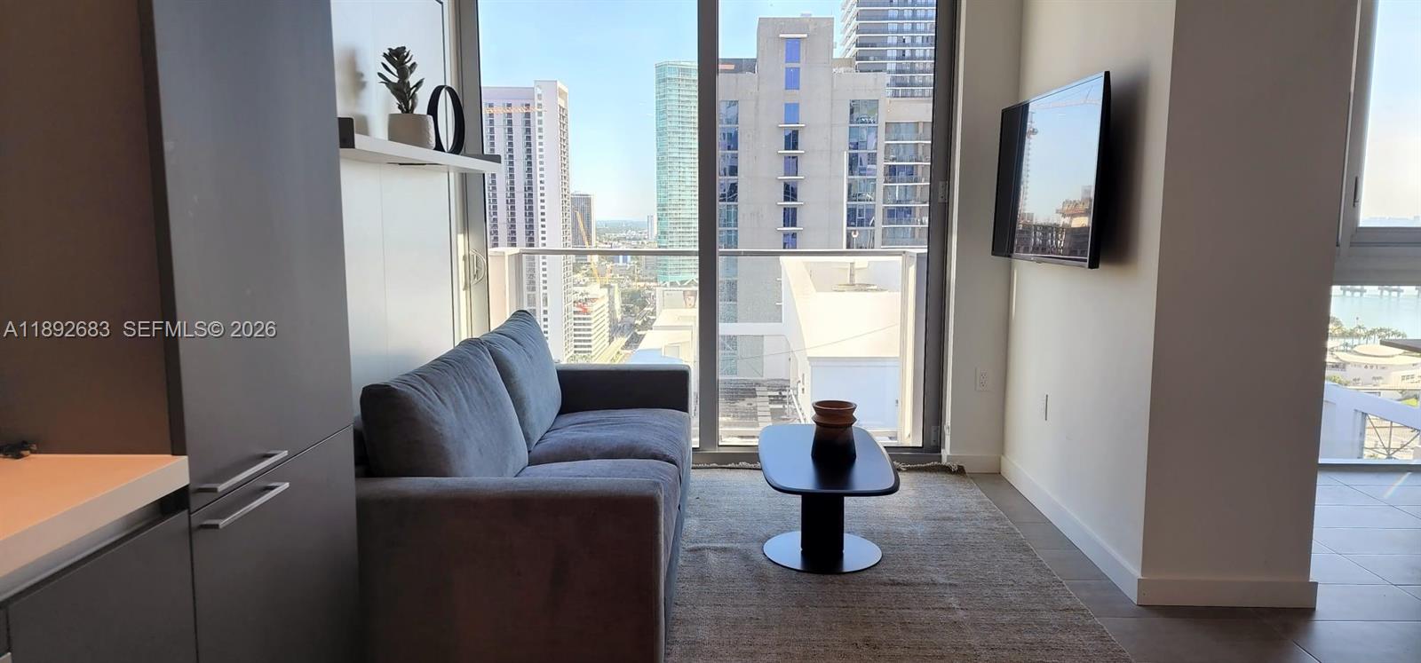 MIAMI NORTH - Residential