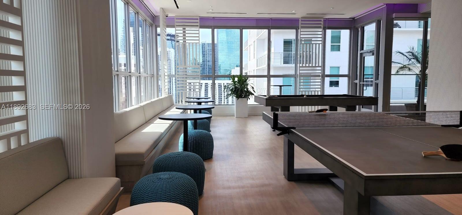 MIAMI NORTH - Residential