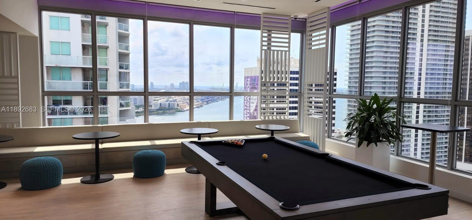 MIAMI NORTH - Residential