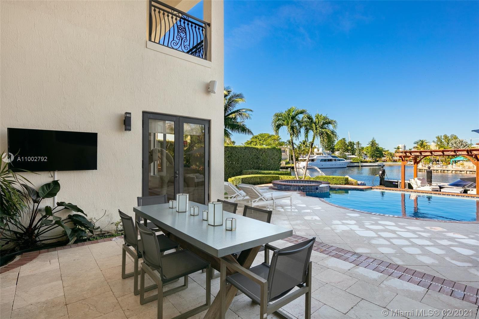 GOLDEN ISLES SEC D REPLAT - Residential