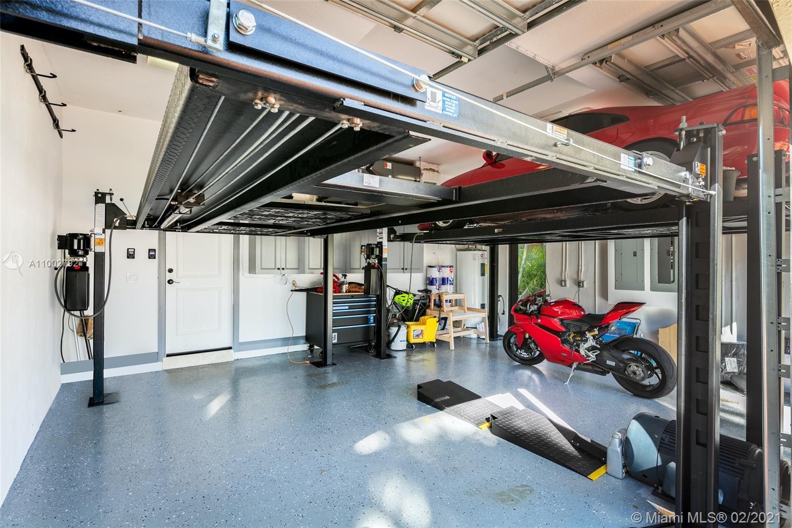 GOLDEN ISLES SEC D REPLAT - Residential