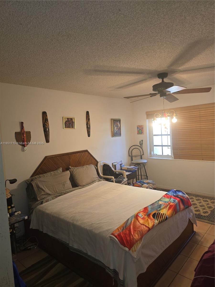 COVE CONDO PHASE I - Residential