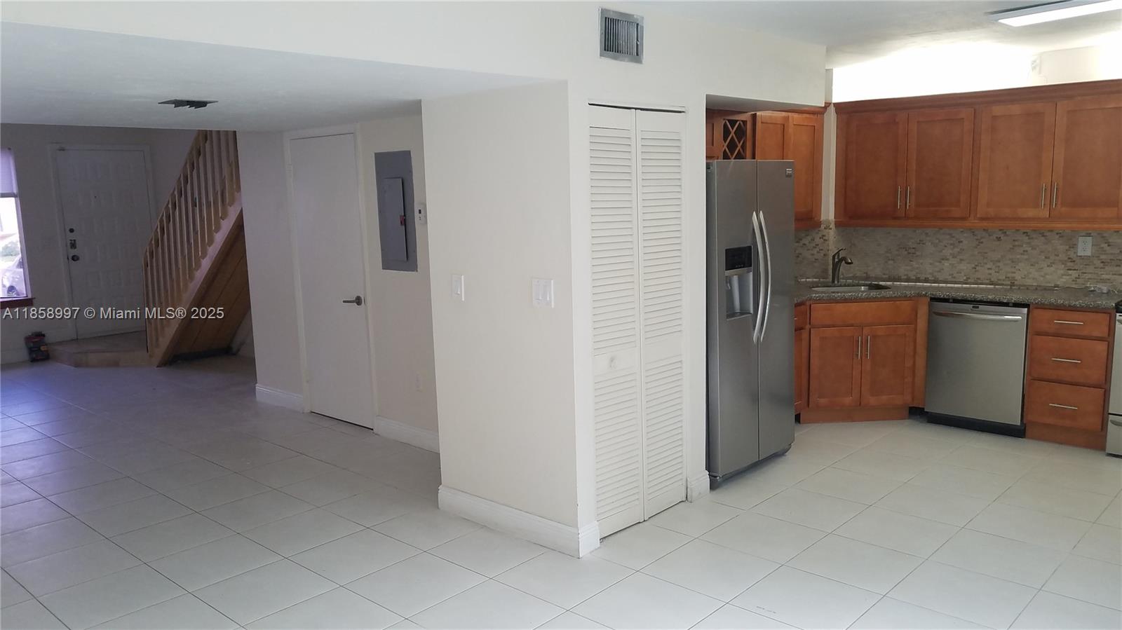 10142 SW 77th Ct 10142