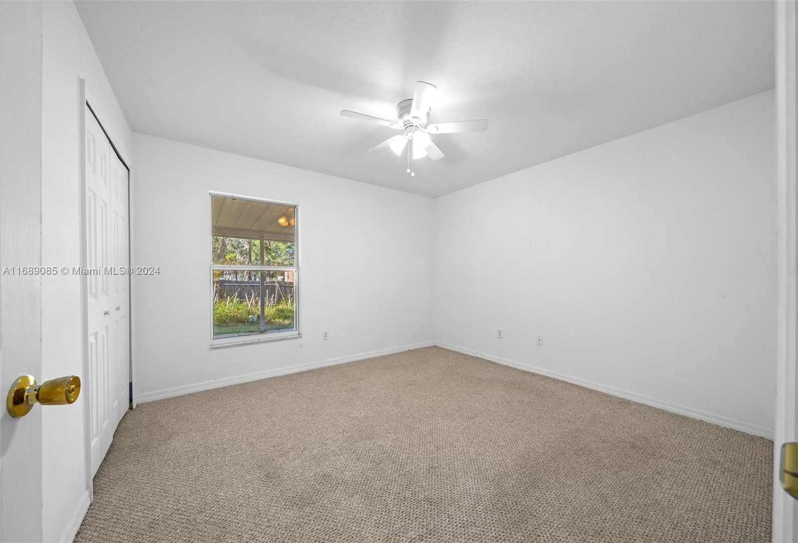 Ocala, Florida 34472, United States, 3 Bedrooms Bedrooms, ,2 BathroomsBathrooms,Residential,Pending,33961