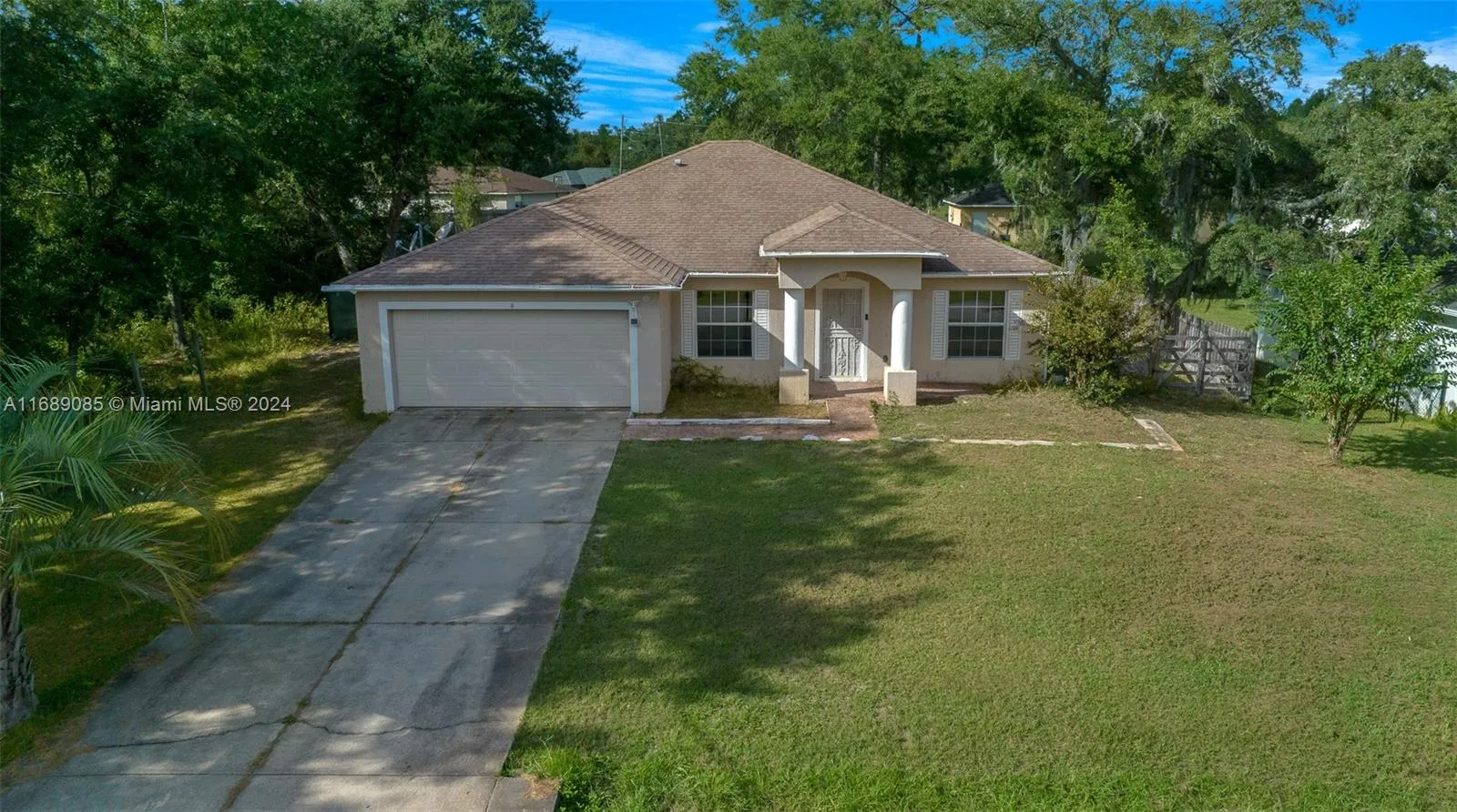Ocala, Florida 34472, United States, 3 Bedrooms Bedrooms, ,2 BathroomsBathrooms,Residential,Pending,33961