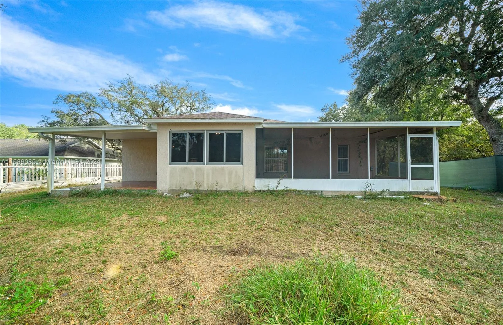 Ocala, Florida 34472, United States, 3 Bedrooms Bedrooms, ,2 BathroomsBathrooms,Residential,Pending,33961
