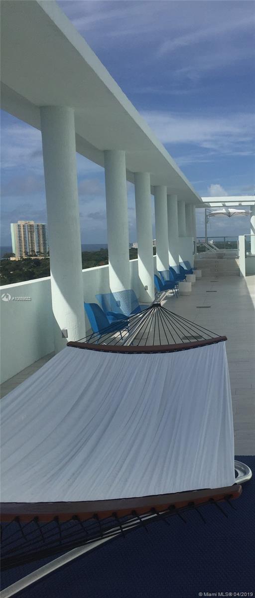 LE PARC AT BRICKELL - Residential Lease