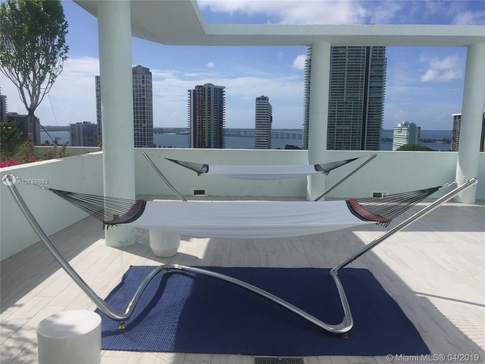 LE PARC AT BRICKELL - Residential Lease