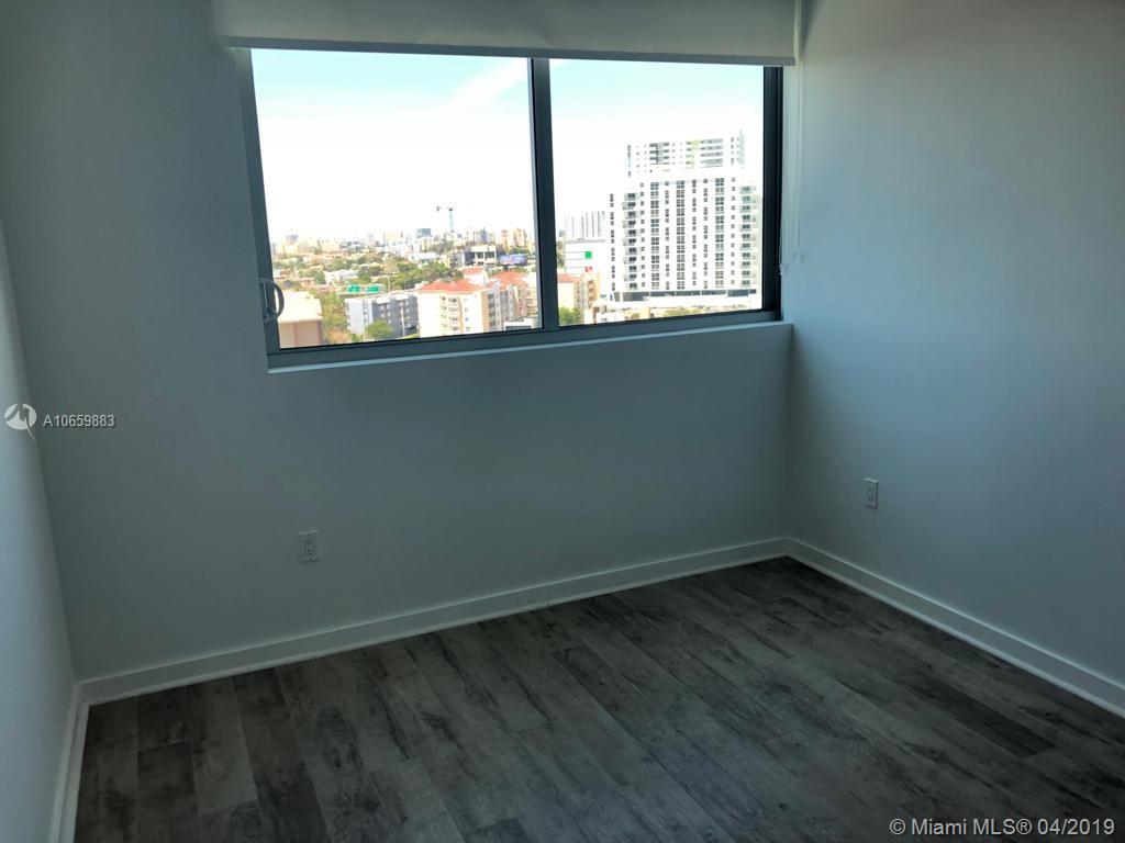 LE PARC AT BRICKELL - Residential Lease