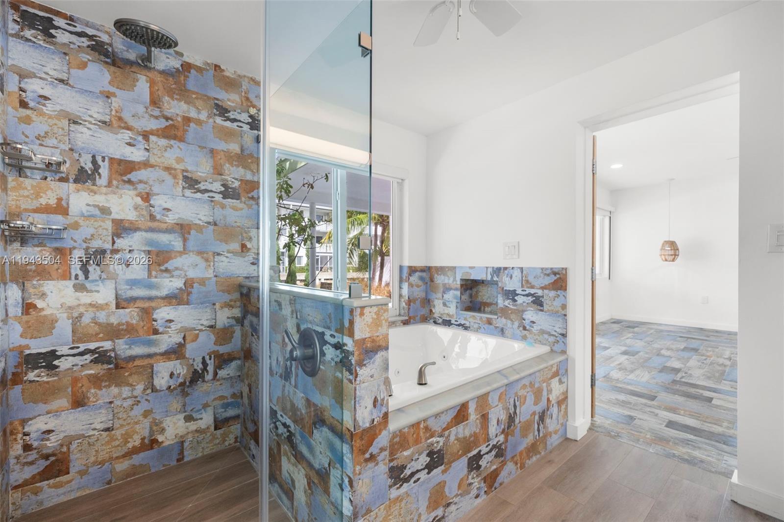 KEYSTONE SHORES - Residential