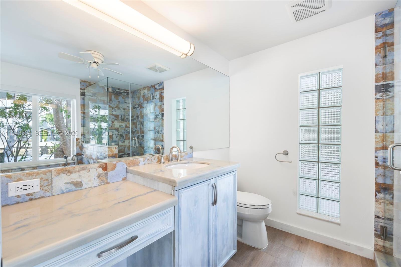 KEYSTONE SHORES - Residential