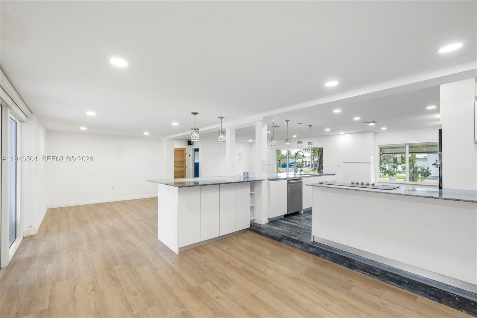 KEYSTONE SHORES - Residential