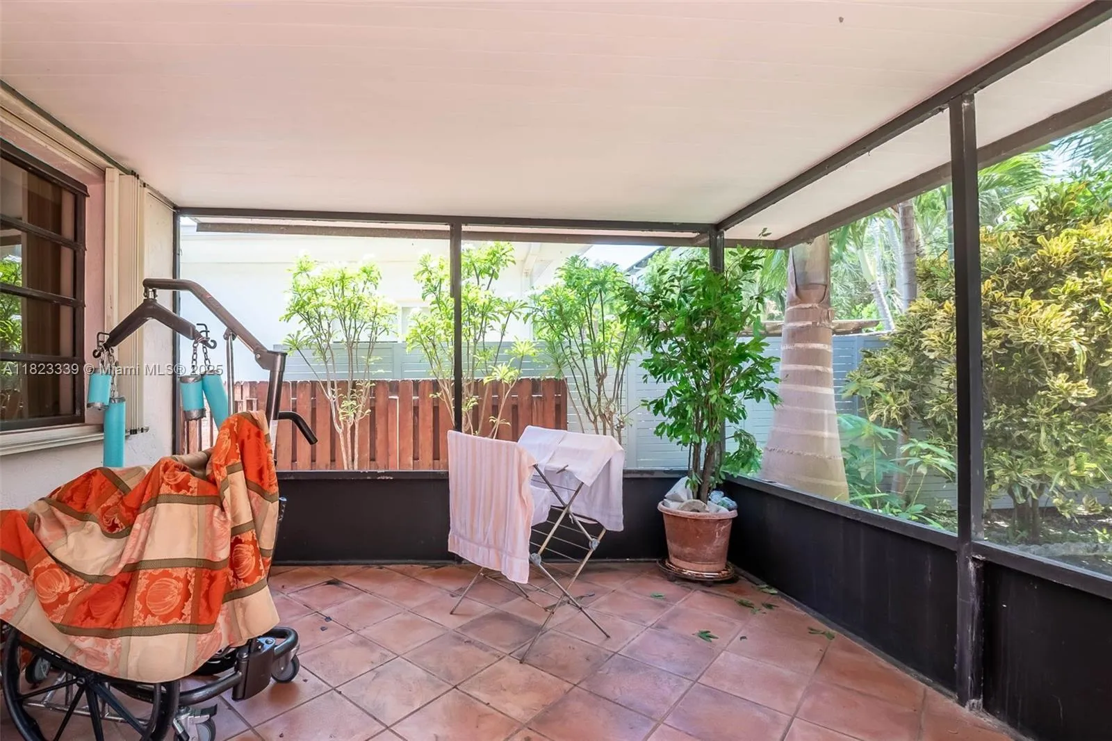 Surfside, Florida 33154, United States, 3 Bedrooms Bedrooms, ,2 BathroomsBathrooms,Residential,Active,153111