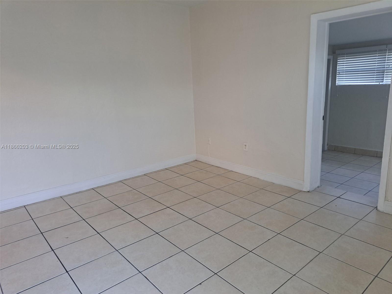 1411 NW 55th Ter