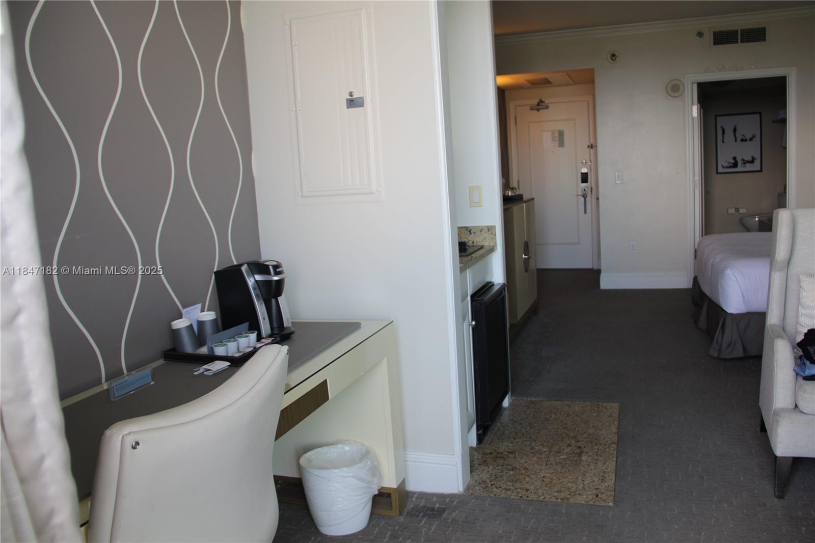 FONTAINEBLEAU II CONDO - Residential