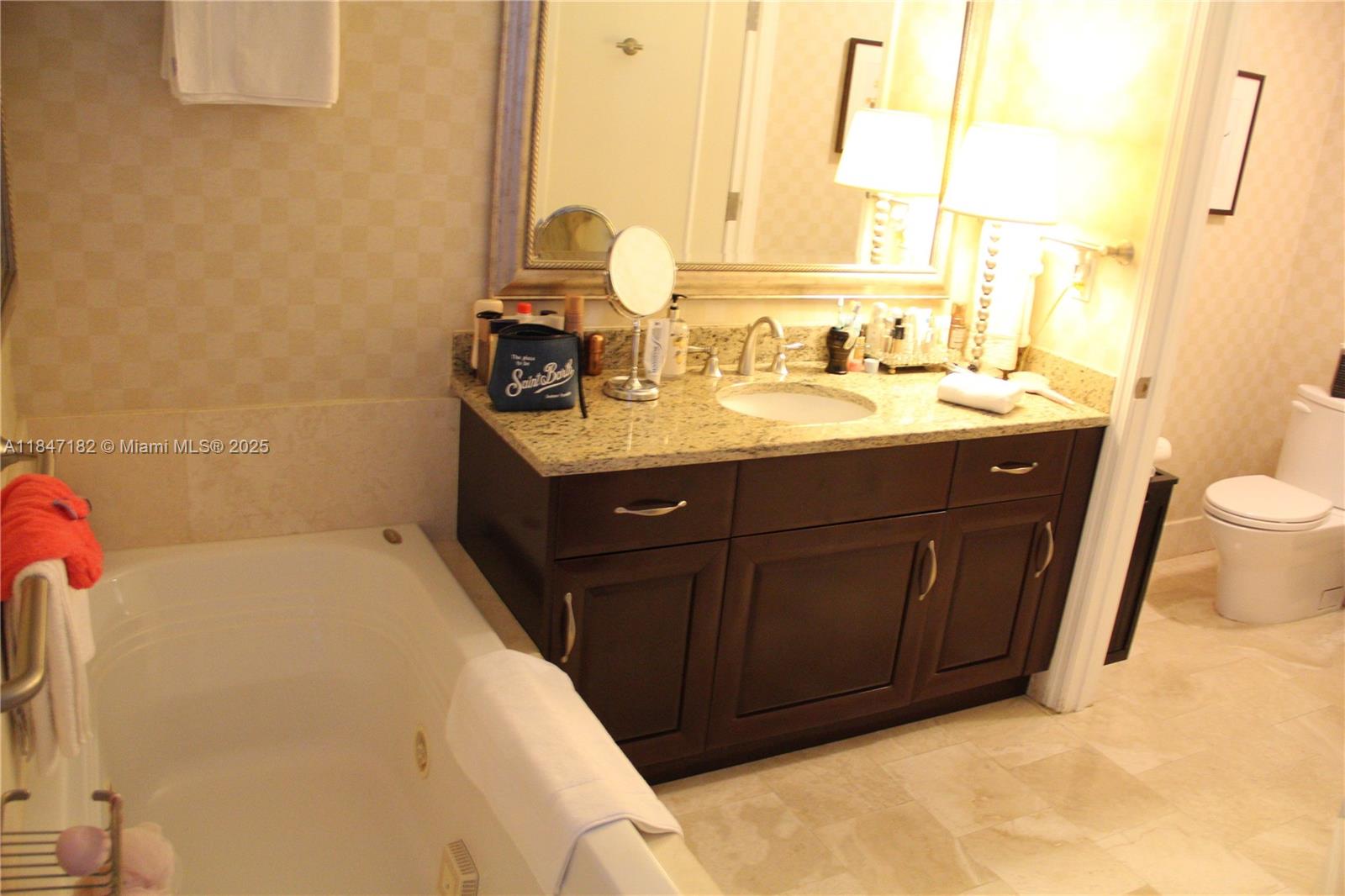 FONTAINEBLEAU II CONDO - Residential