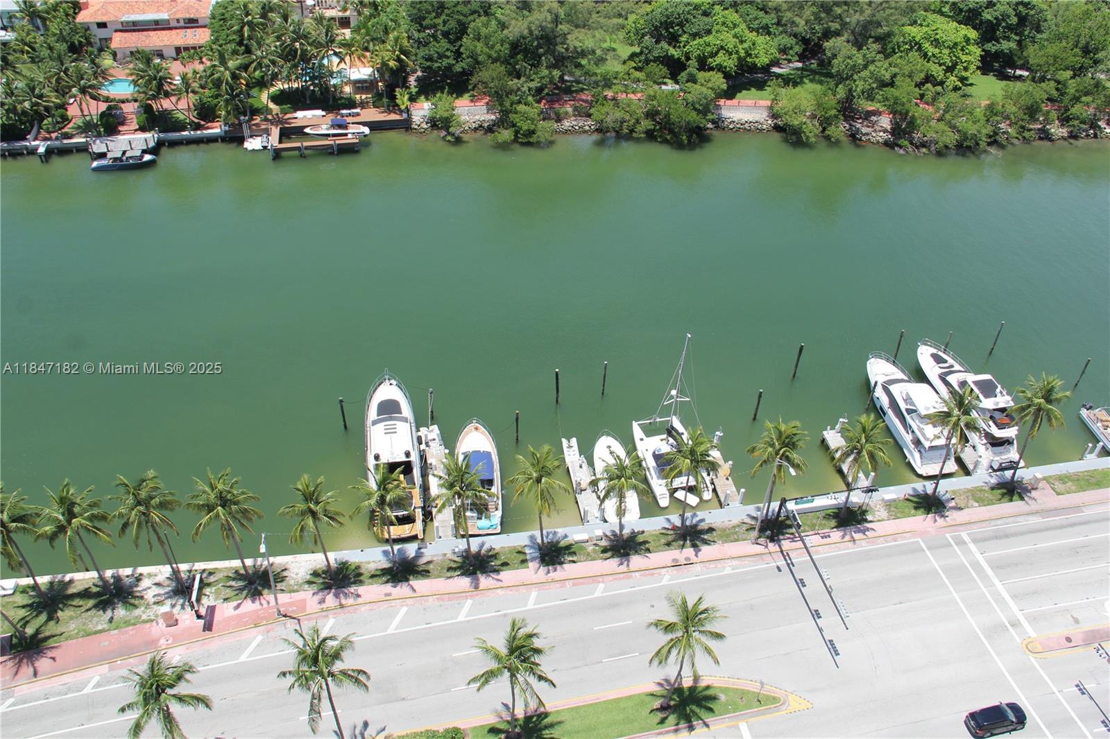 FONTAINEBLEAU II CONDO - Residential
