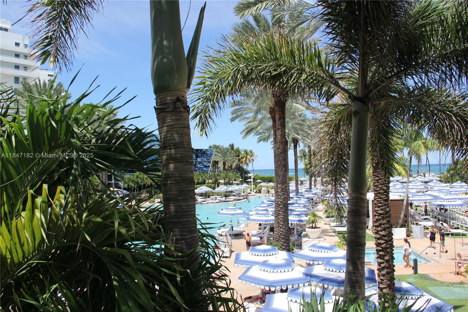 FONTAINEBLEAU II CONDO - Residential