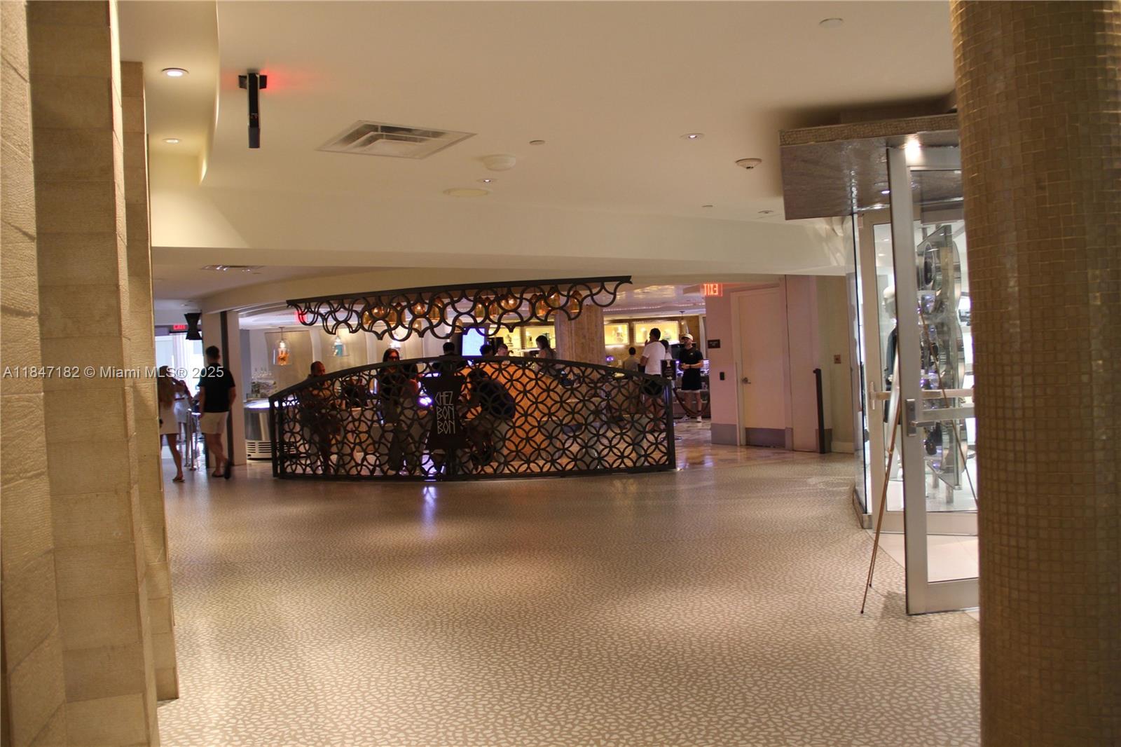 FONTAINEBLEAU II CONDO - Residential