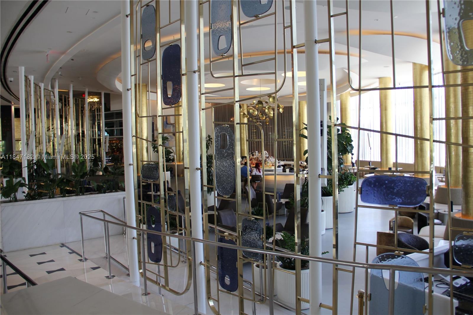 FONTAINEBLEAU II CONDO - Residential