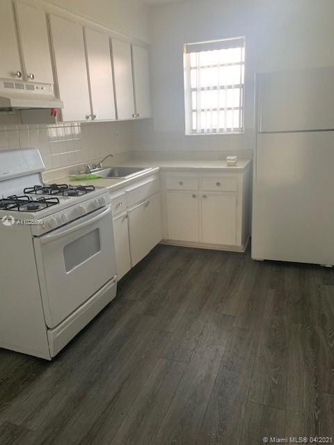 GABLES EDGE CONDO - Residential Lease