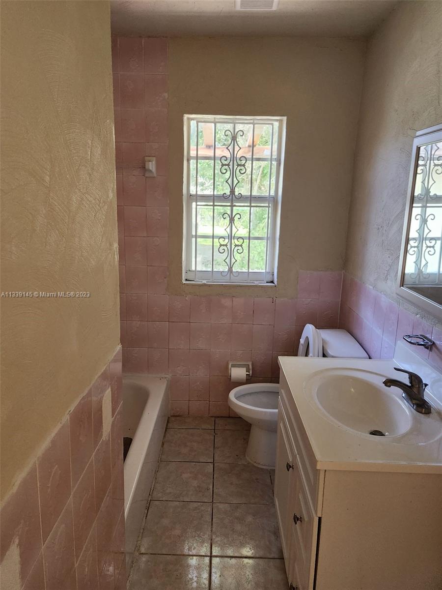 ALLAPATTAH SCH SUB - Residential