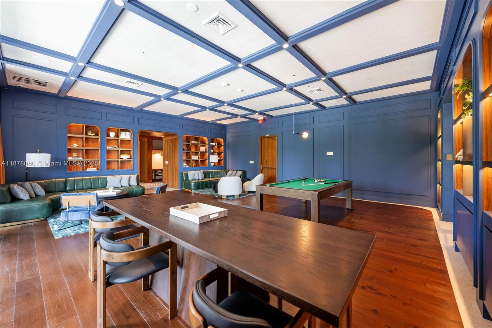 MR. C'S RESIDENCES - Residential Lease