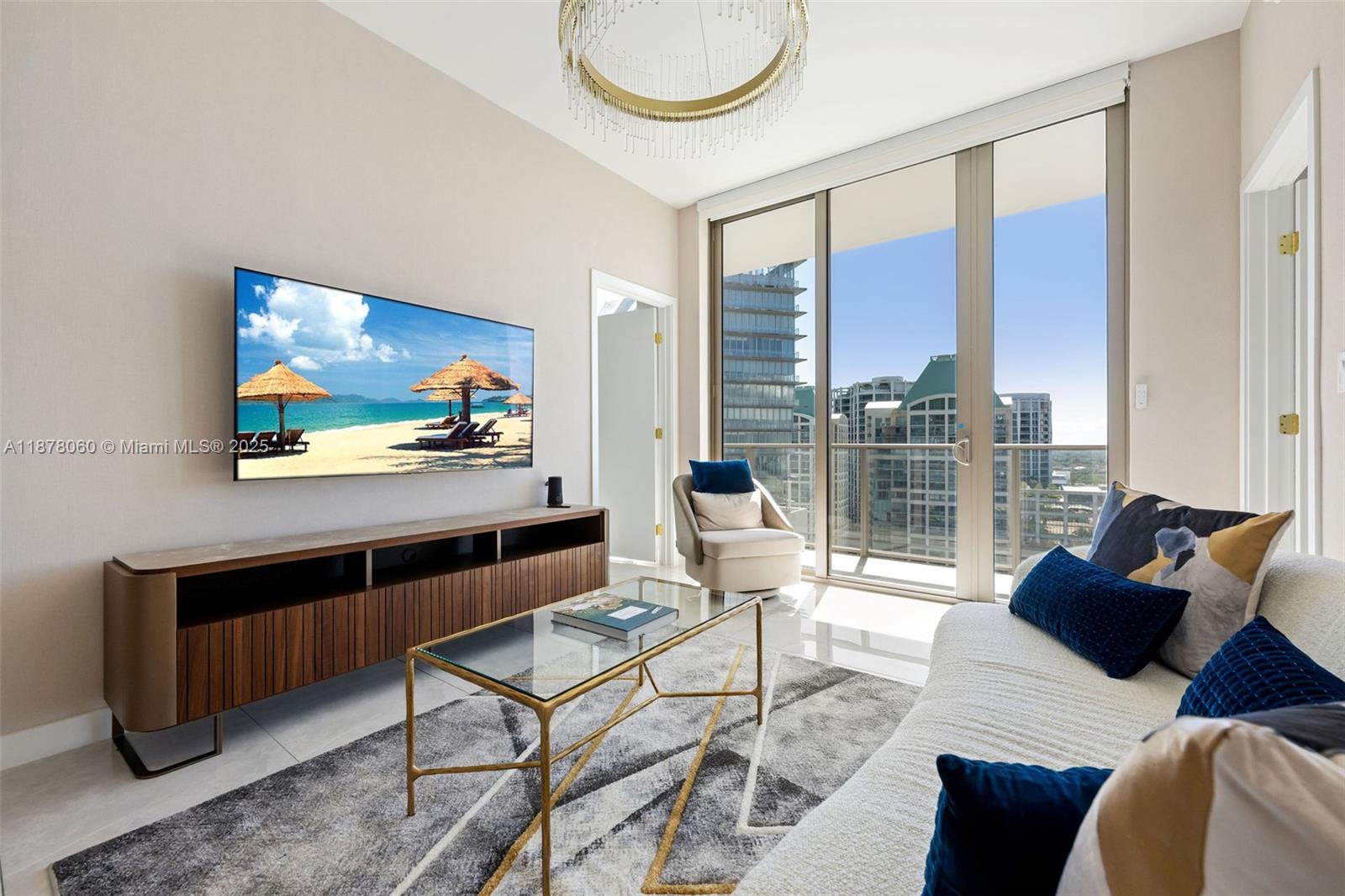 MR. C'S RESIDENCES - Residential Lease