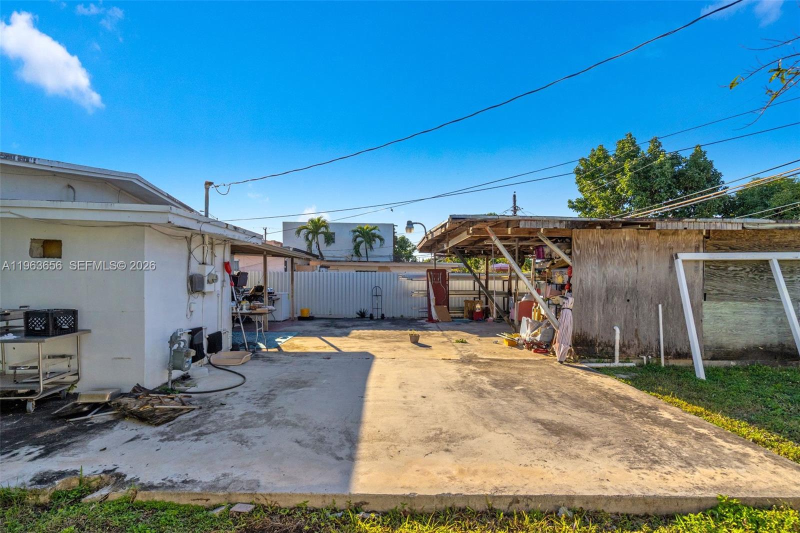 HIALEAH 6TH ADDN - Residential
