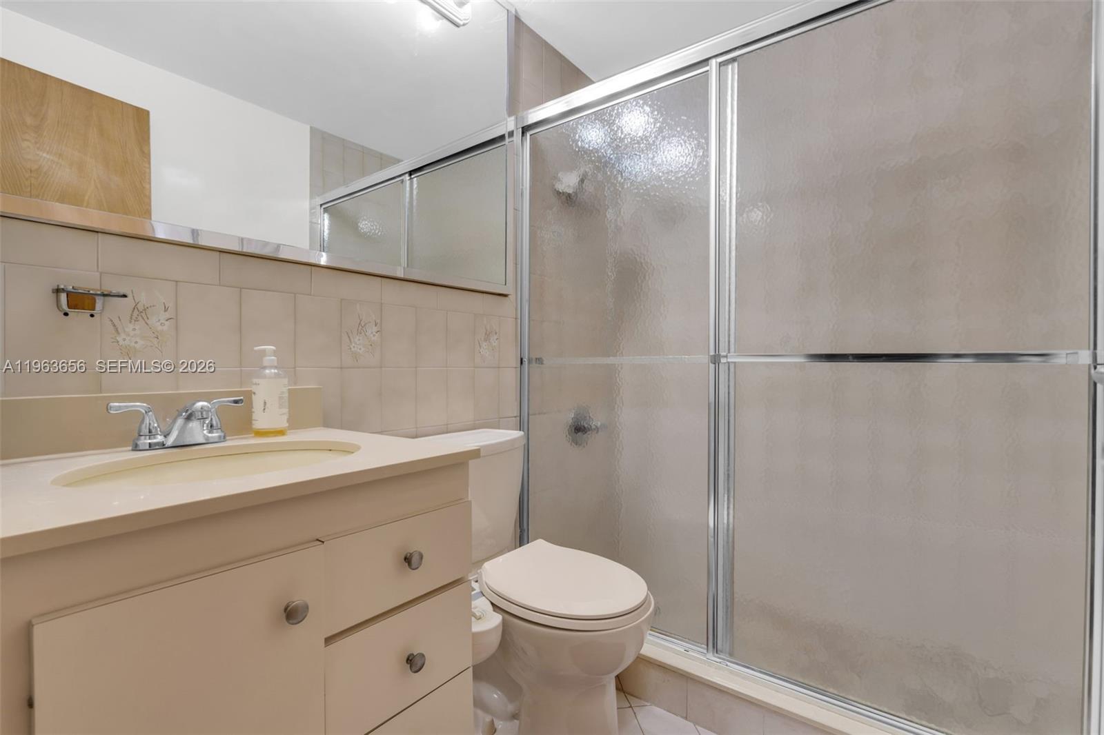 HIALEAH 6TH ADDN - Residential