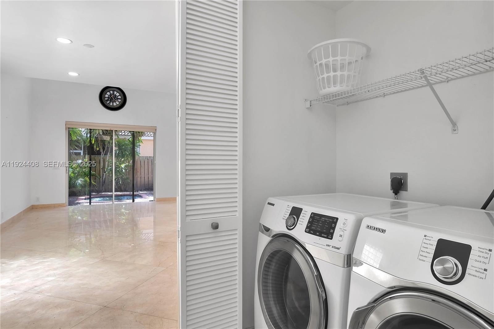 SAN MARINO VILLAGE - Residential Lease