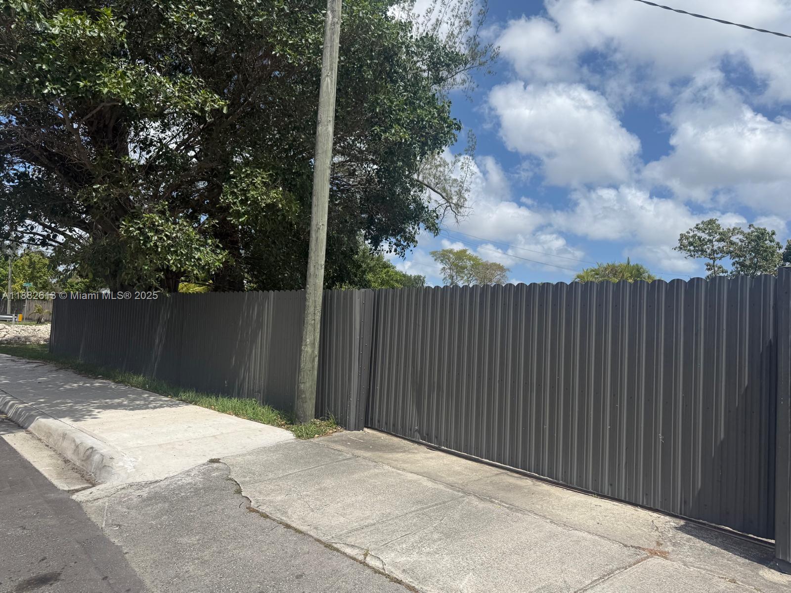 OPA LOCKA PL NO 3 - Residential