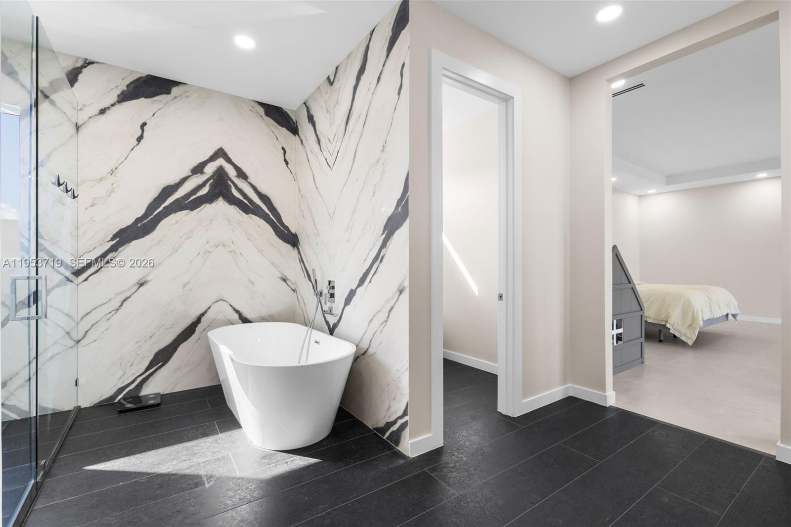 Del Mar Edge - Residential