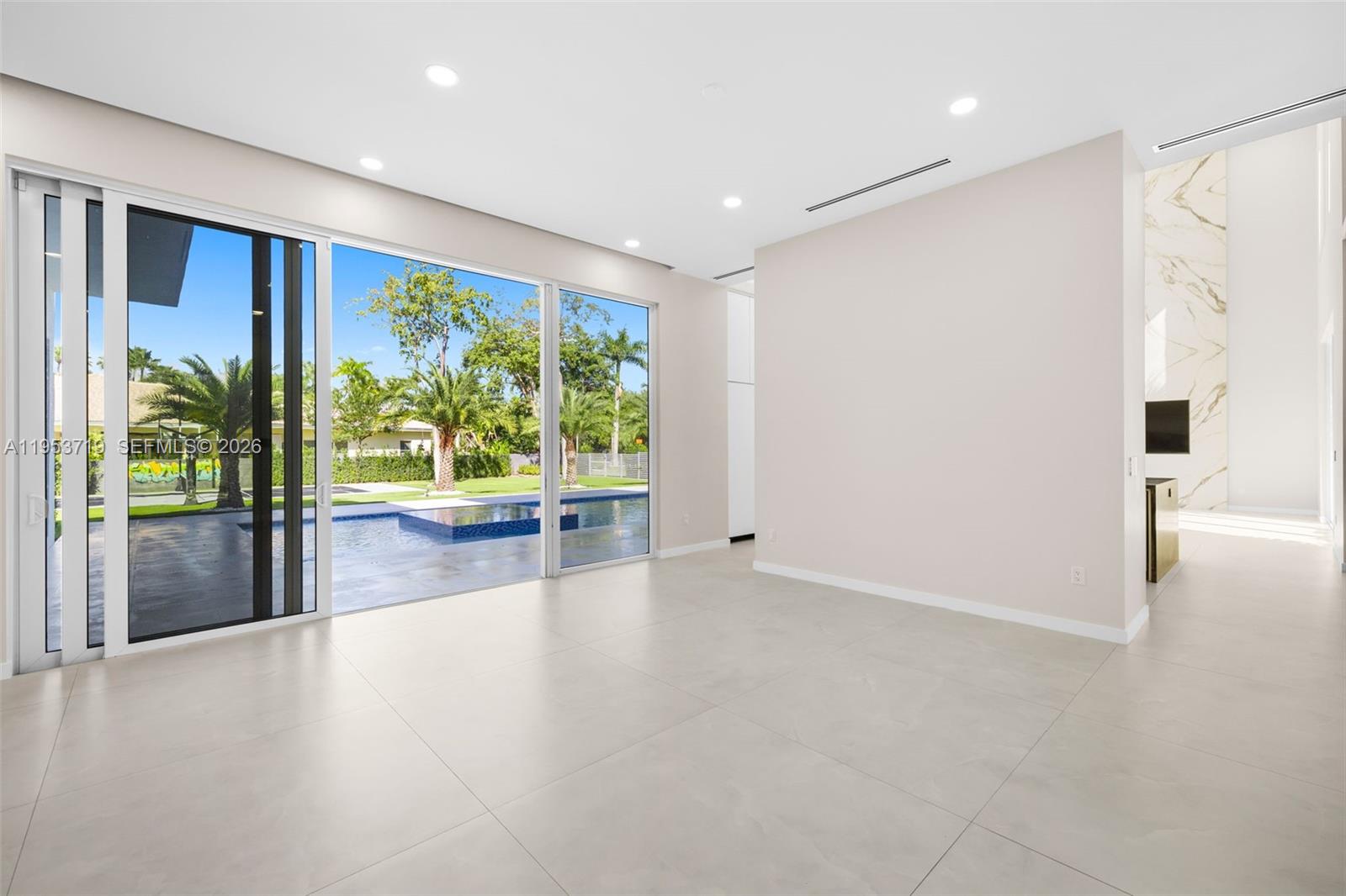 Del Mar Edge - Residential