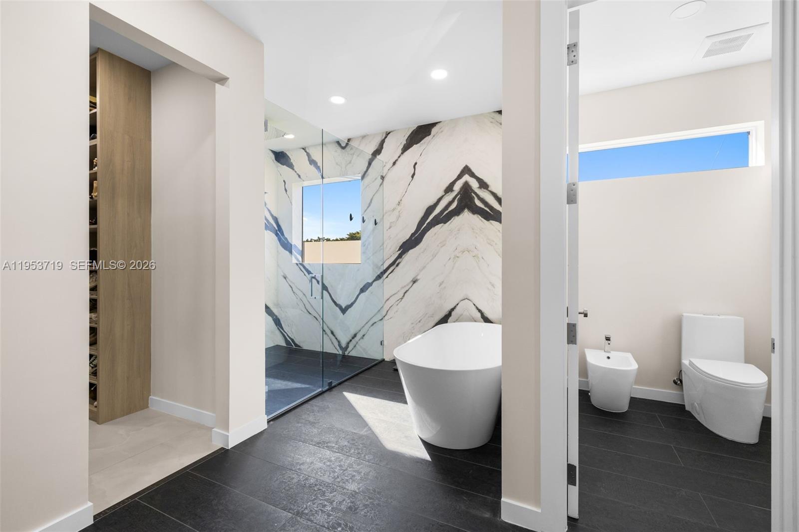 Del Mar Edge - Residential