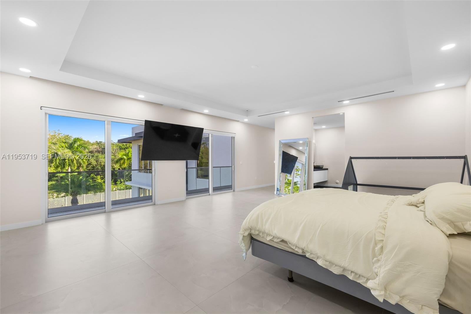 Del Mar Edge - Residential