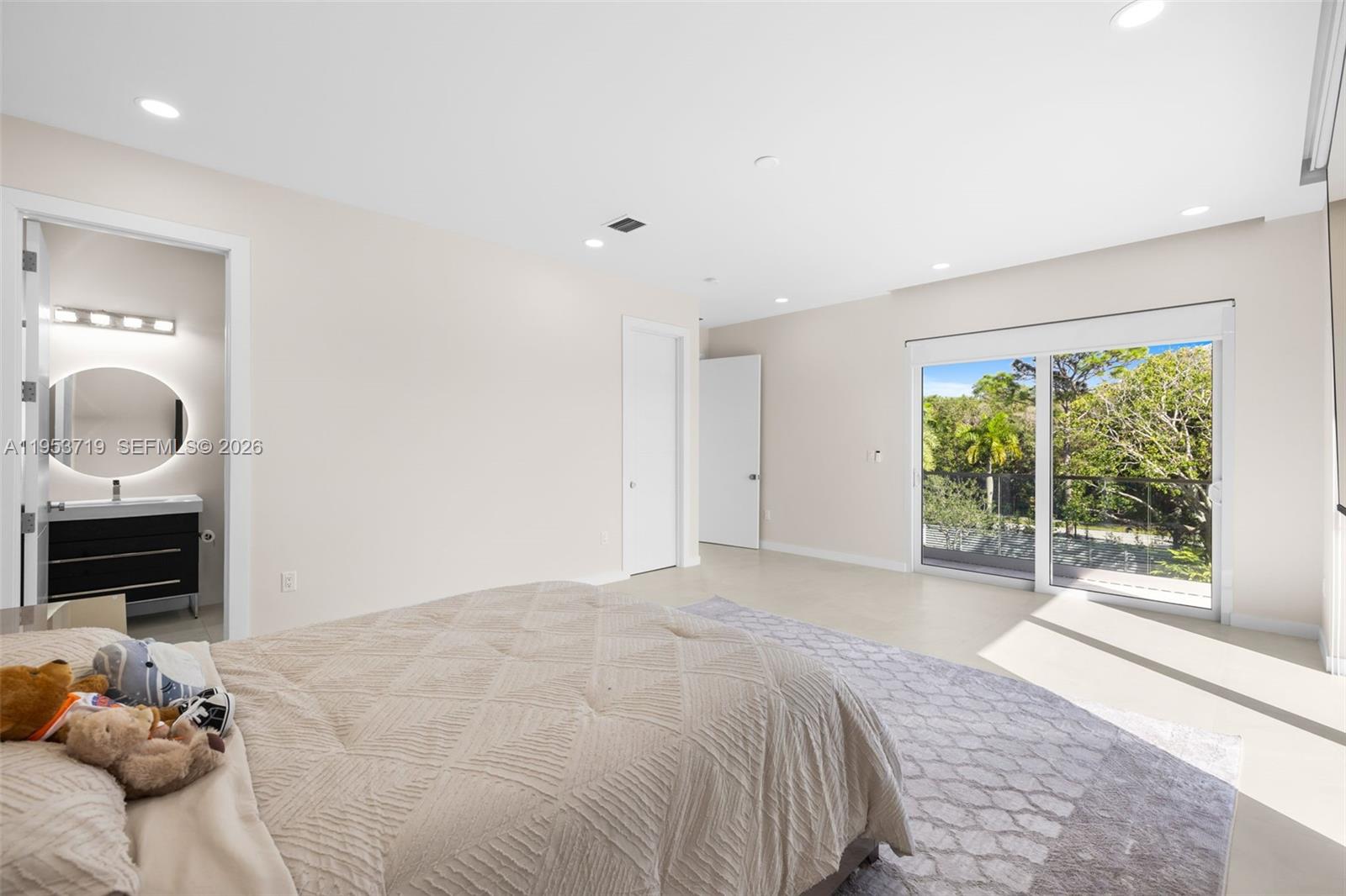 Del Mar Edge - Residential