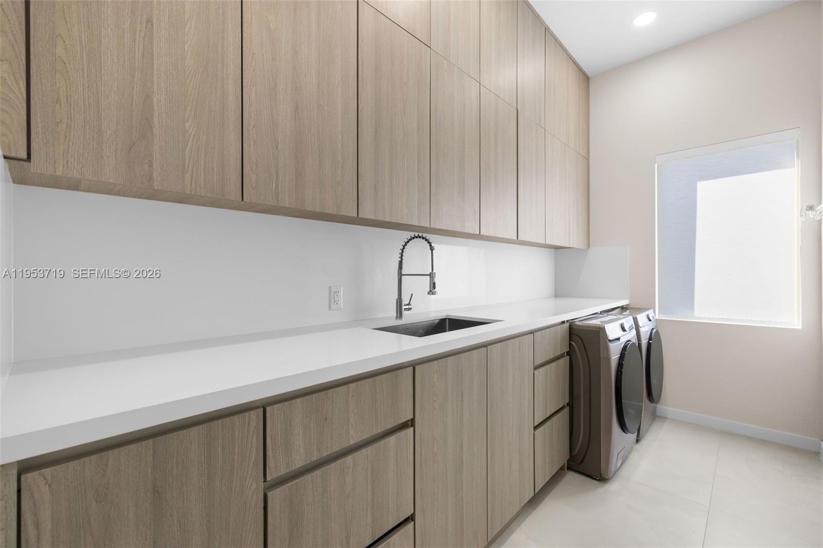 Del Mar Edge - Residential