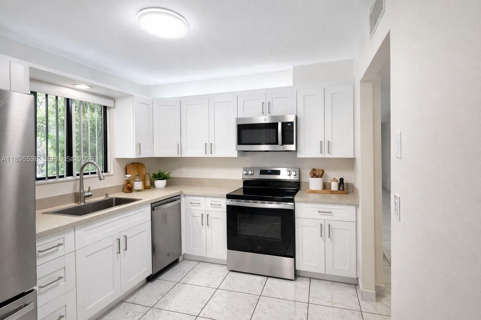 SADDLE CLUB GARDEN APTS A - Residential