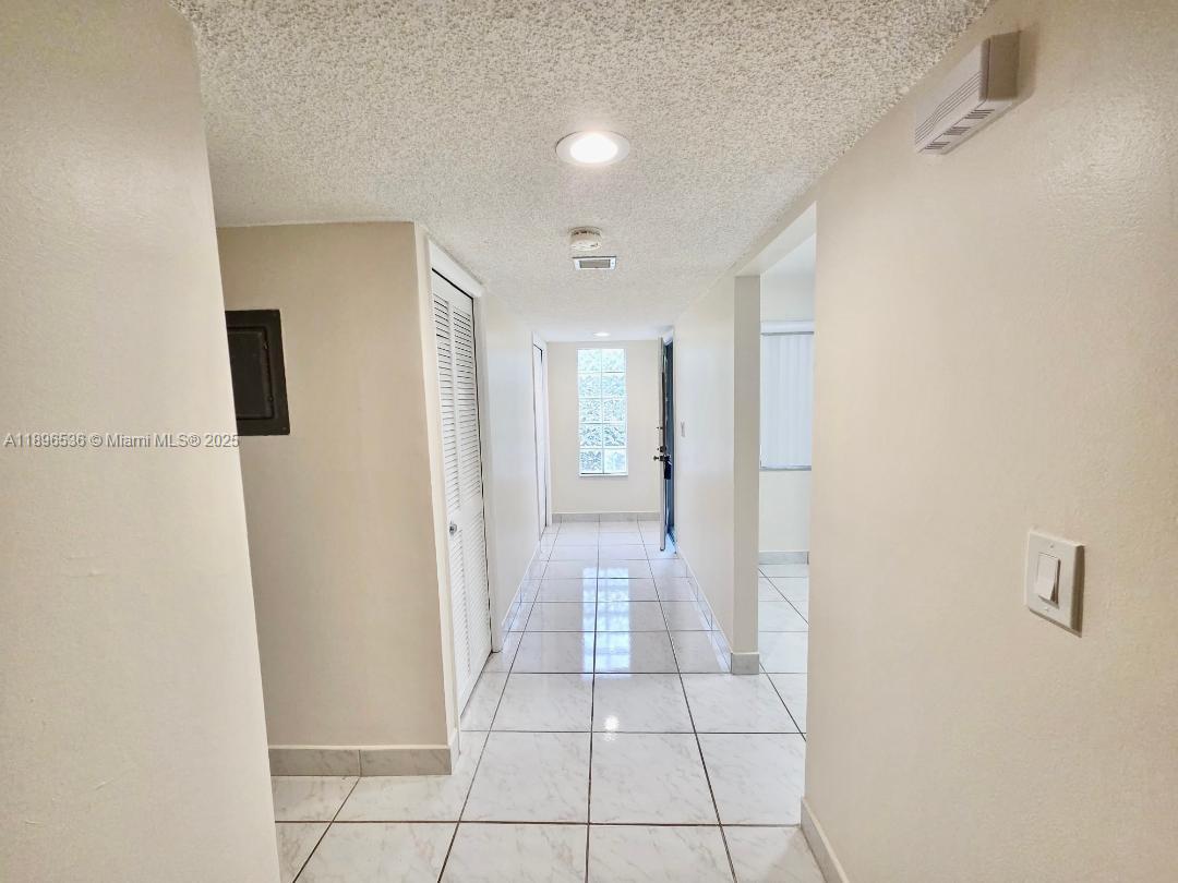 16168 Laurel Dr 201