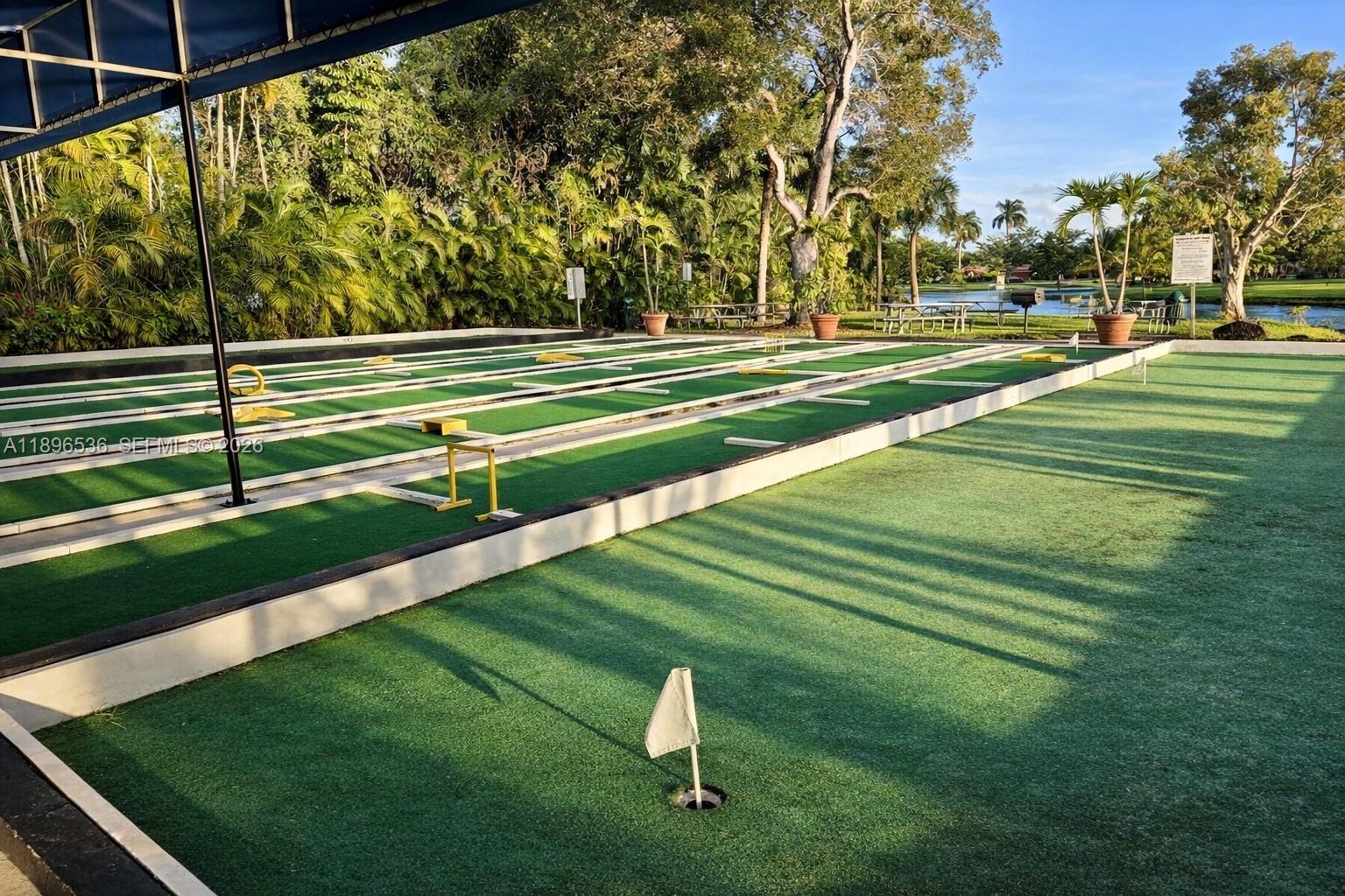 SADDLE CLUB GARDEN APTS A - Residential