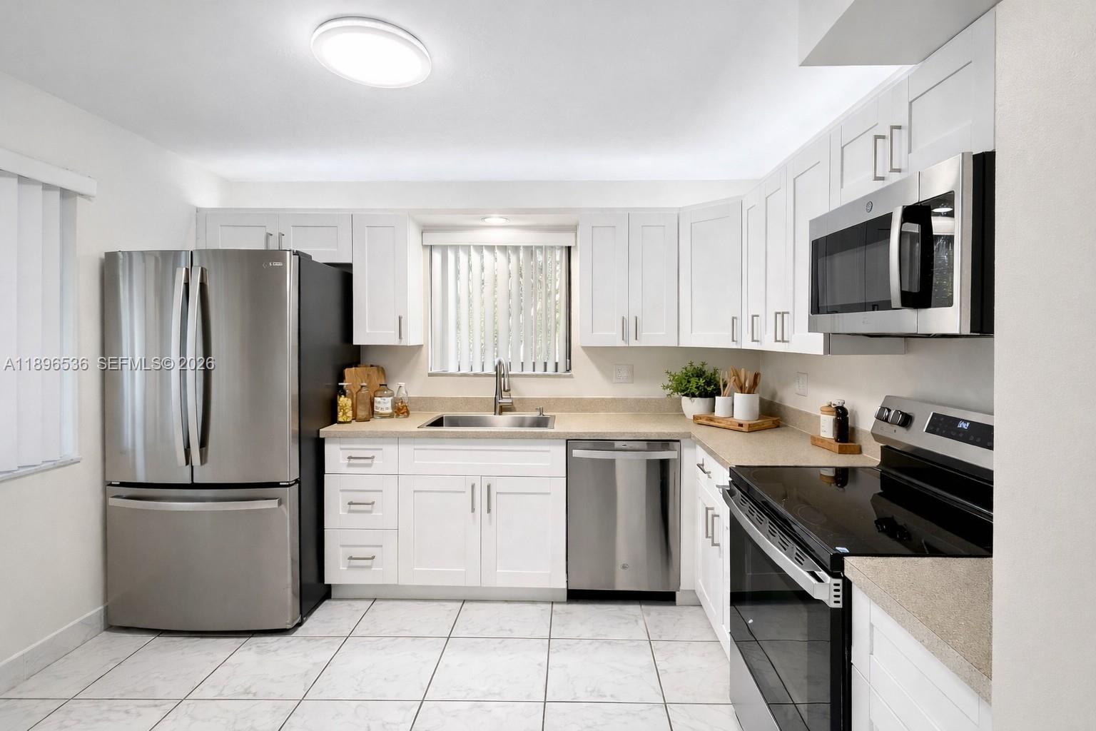 SADDLE CLUB GARDEN APTS A - Residential