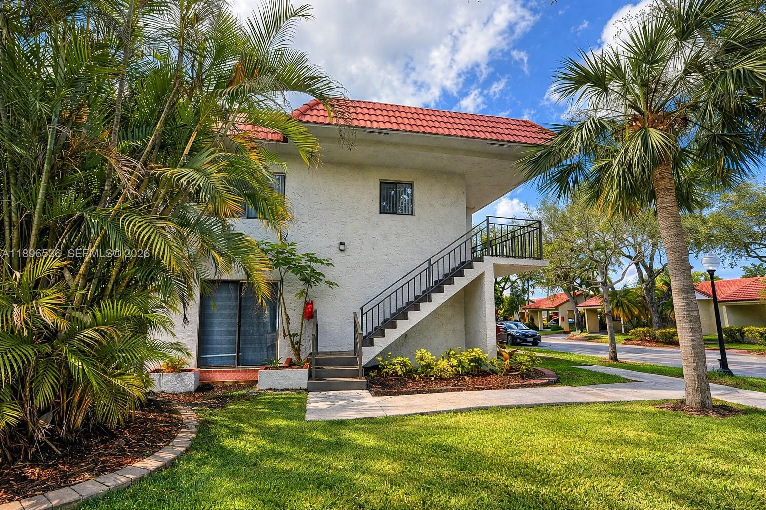 SADDLE CLUB GARDEN APTS A - Residential