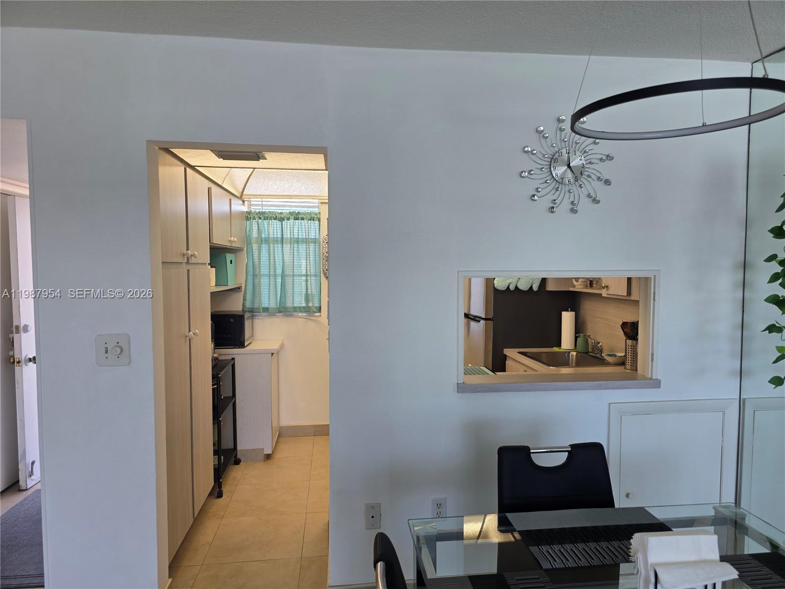 2861 Leonard Dr F605