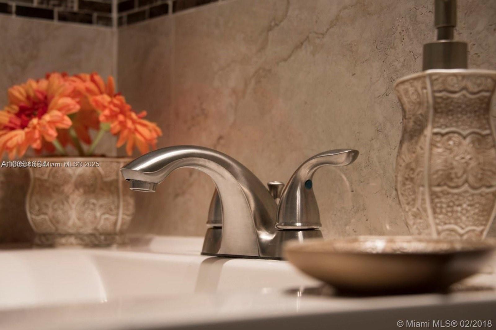 COLONIAL GARDENS CONDO - Residential Lease