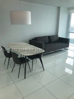 540 West Ave 713