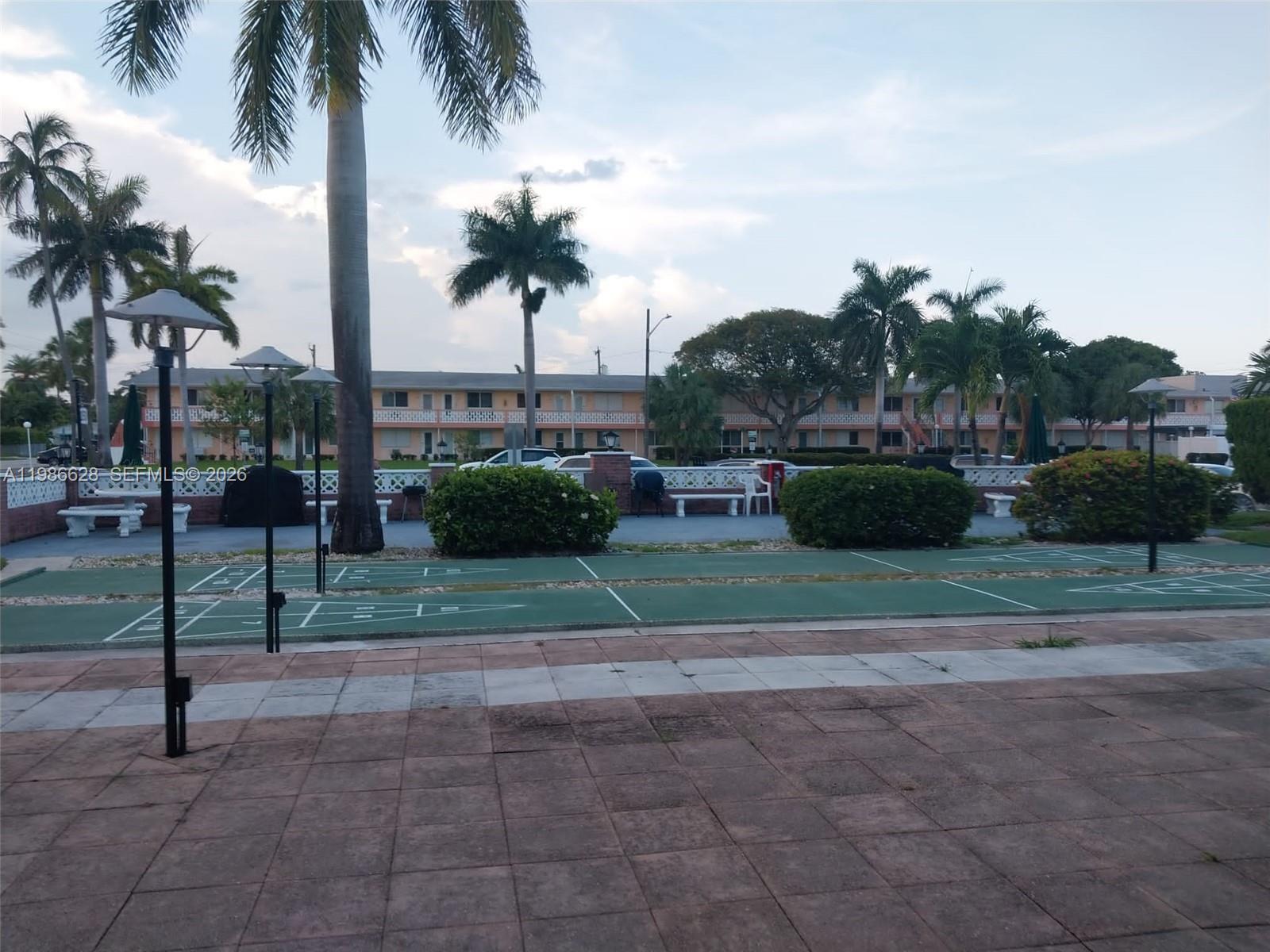 COLONIAL HOUSE CONDO - Residential Lease