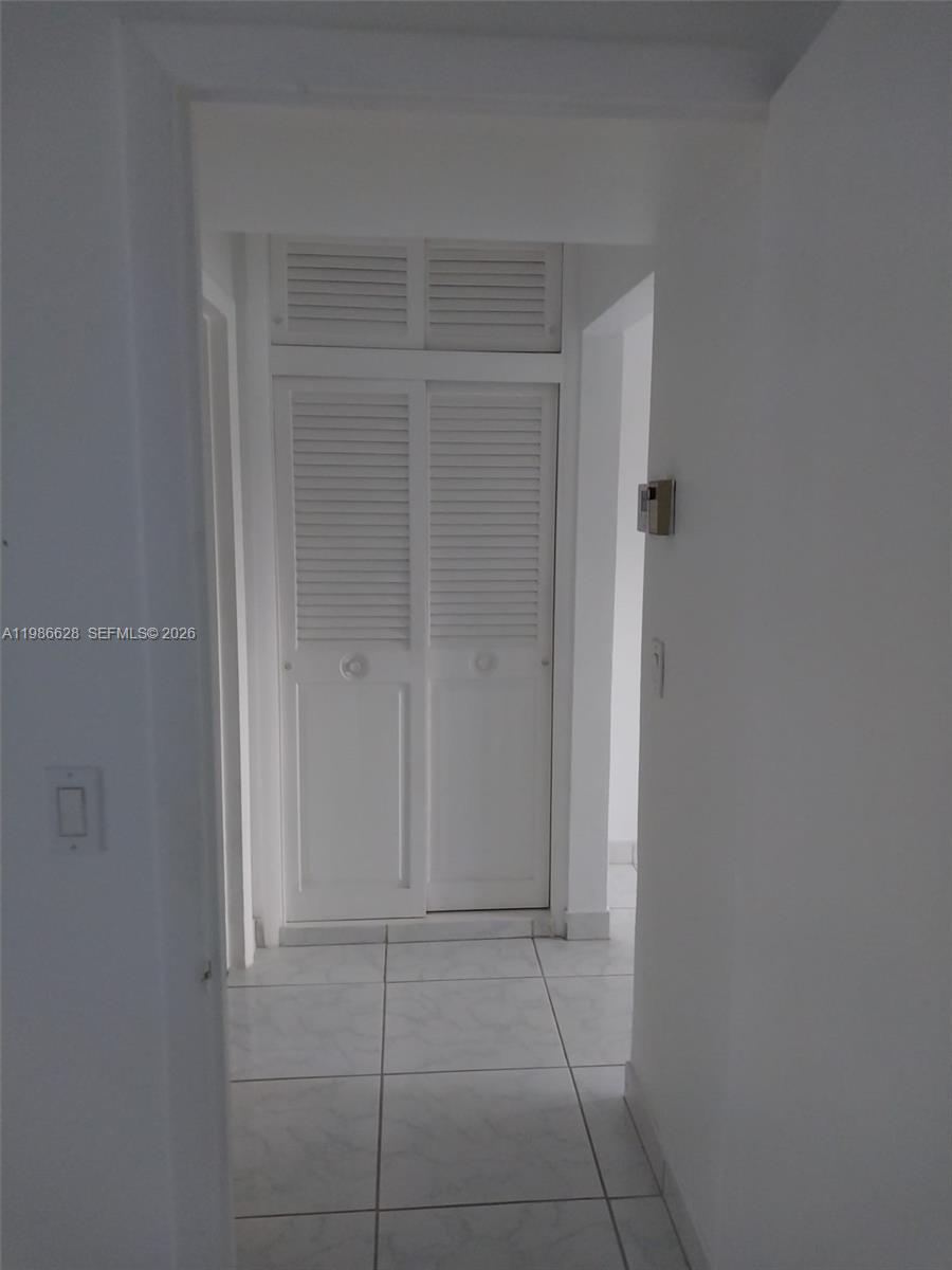 COLONIAL HOUSE CONDO - Residential Lease