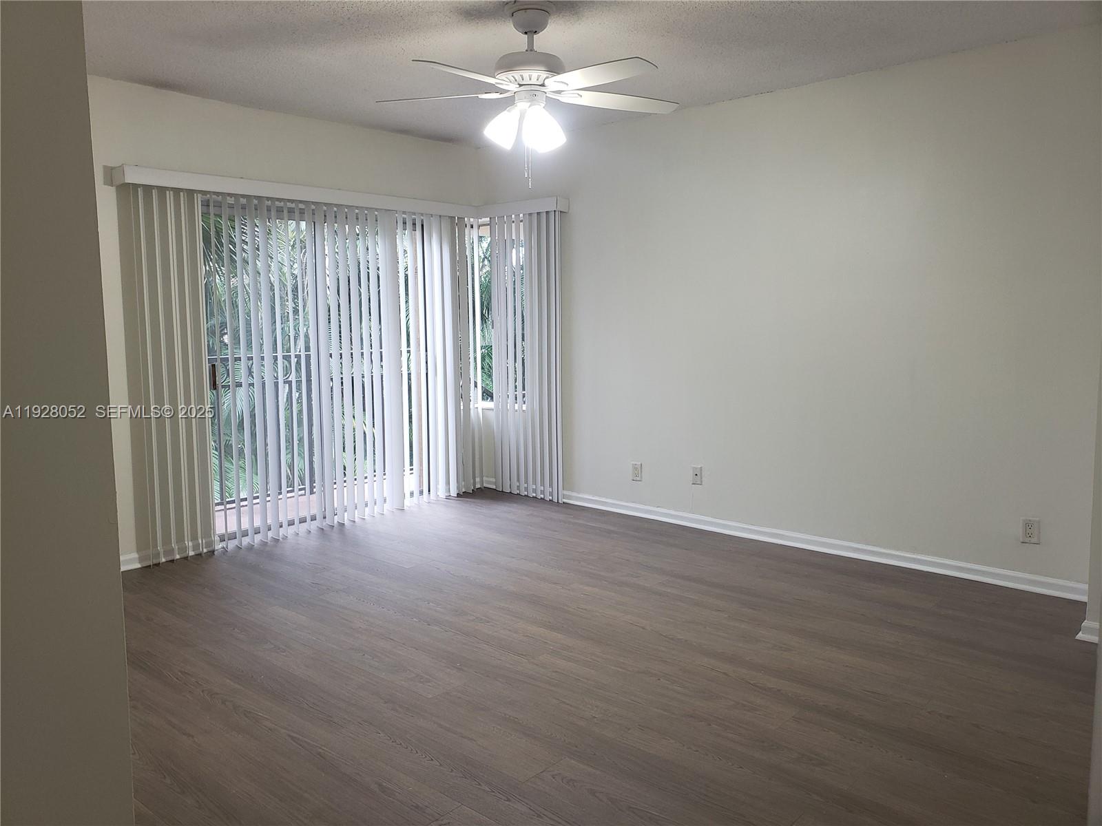 EMERALD ISLES WEST PHASE - Residential Lease