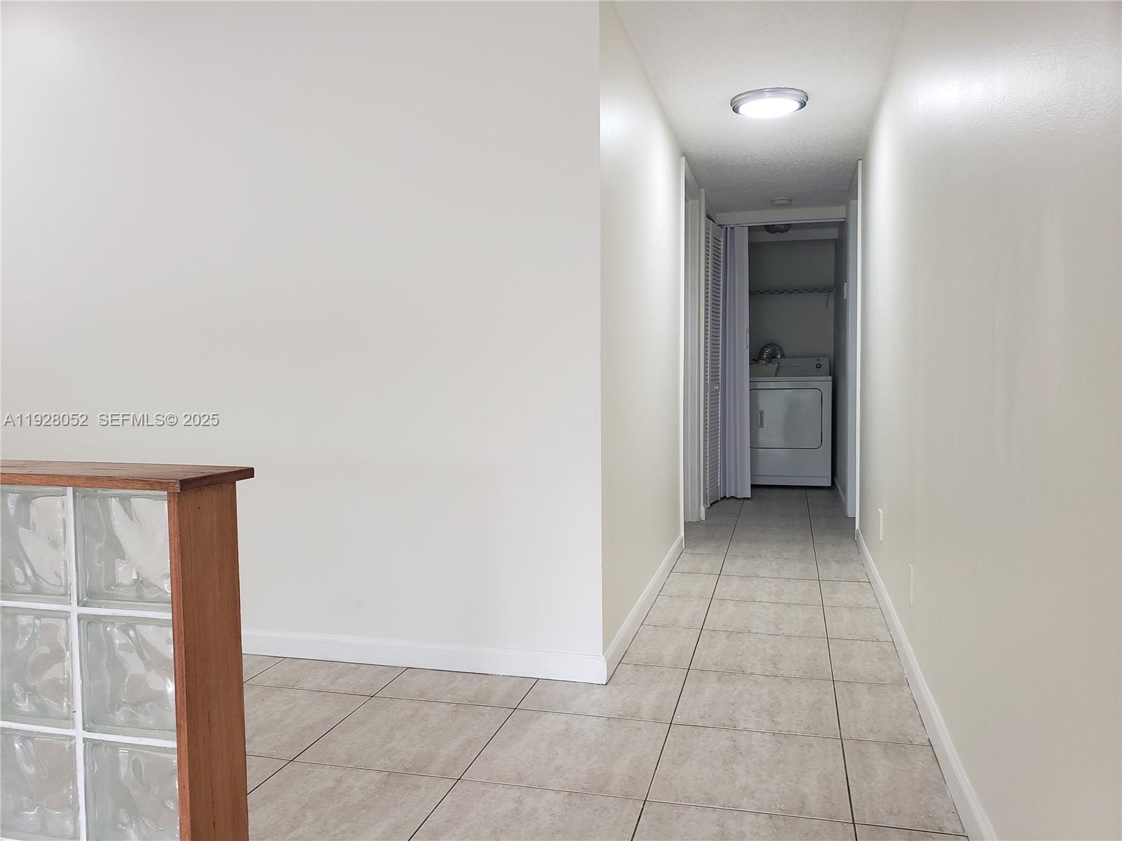 EMERALD ISLES WEST PHASE - Residential Lease